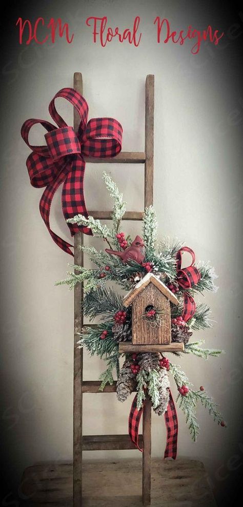 Xmas Ladder Decorations, Cemetery Decorations For Christmas, Ladder Decorated For Christmas, Xmas Ladder Ideas, Farmhouse Xmas Decor Living Room, Wooden Ladder Christmas Decor, Christmas Ladder Decor Ideas, Ladders Decorated For Christmas, Christmas Ladders Ideas Front Porches