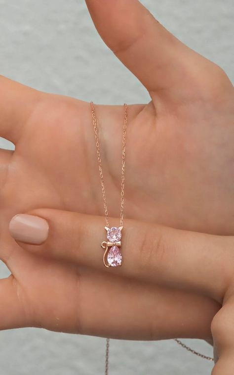 Necklaces For Girlfriends, Etsy Necklace, Dainty Jewelry Necklace, Inexpensive Jewelry, Feminine Necklace, Pretty Jewelry Necklaces, Silver Handmade Jewelry, Small Necklace