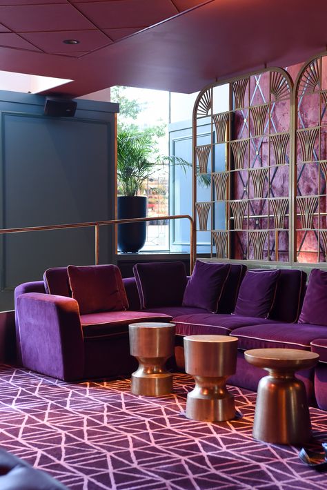 Purple And Gold Interior Design, Purple Hotel Room, Violet Interior Design, Modernism Interior, Purple Interior Design, Purple Lounge, Deco Violet, Interior Palette, Monochromatic Interior Design