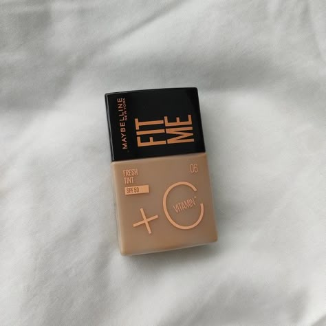 Fit Me Skin Tint, Maybelline Skin Tint, Maybelline Fit Me Fresh Tint, Maybelline Cosmetics, Alat Makeup, Adventure Time Marceline, Makeup List, Concealer For Dark Circles, Skin Tint