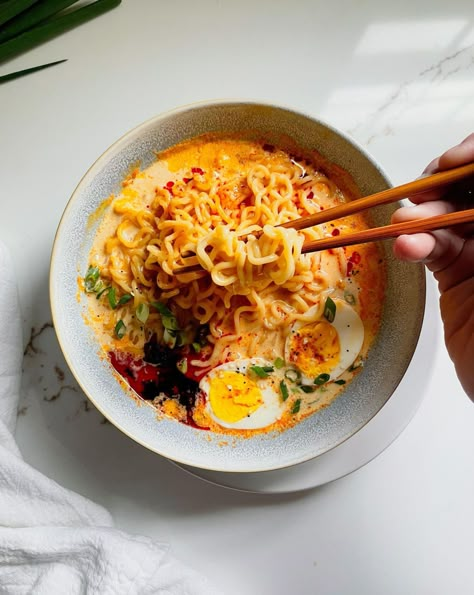 Curry Ramen Noodle Recipes Easy, Ramen Noodle Recipes Seasoning, Creamy Sesame Chicken Ramen, Spruce Up Ramen Noodles, Upgrade Packaged Ramen, Homemade Ramen Vegetarian, Creamy Chicken Ramen Soup, Creamy Top Ramen, Sapporo Ramen Recipe