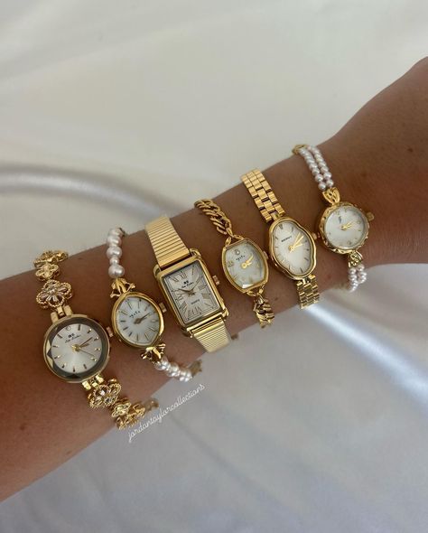 Bracelet And Watch, Classy Watches, Xoxo Jewelry, Jordan Taylor, Pretty Watches, Dope Jewelry Accessories, Timeless Watches, Accessories Gold, Jewelry Elegant