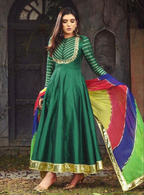 Dress Design From Old Saree, Anarkali Suit Pattern, Latest Long Gown Design, Baby Sweater Embroidery, Frock Suit Anarkali, Velvet Designer Dresses, Neck And Sleeves Design, Embroidery Gift Ideas, Books Embroidery