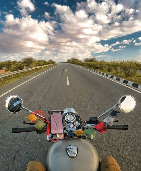 Bike Road Trip, Road Trip Art, Road Trip Photography, Vision Board Images, Travel Ads, Bike Trips, Digital Agency, Royal Enfield, Travel Lover