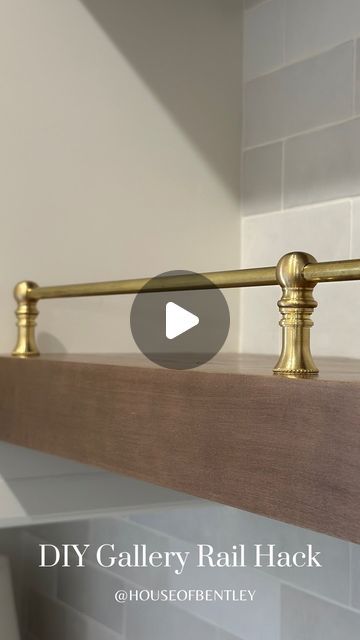 Amanda Bentley on Instagram: "Affordable & Easy Gallery Rail!  I used lamp pieces to DIY these shelf rails and I saved hundredssss in comparison to true railing pieces.   AND   It’s not permanent which was a top want for me. The finials are heavy enough that this is fine for my space since I do not frequently get things off these shelves.   My favorite hack of 2024 so far 🙌🏻   #kitchenshelves #diykitchen #wetbar #kitchendecor #kitchenhardware" Modern Gallery Rail, Diy Architectural Details, Shelves With Gallery Rails, Brass Railing For Shelves, Shelf Hardware Ideas, Shelves With Gold Rail, Diy Shelf Guard Rail, Floating Shelves With Railing, Diy Brass Rail