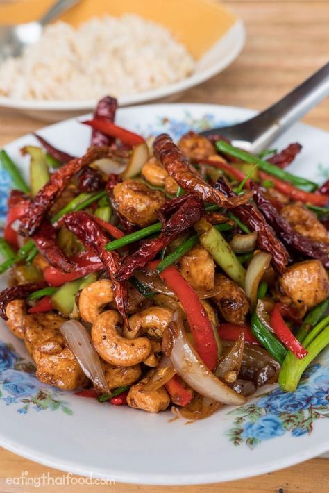 Amazing Thai Cashew Chicken Recipe – Authentic and Easy to Make! https://www.eatingthaifood.com/thai-cashew-chicken-recipe/ Thai Cashew Chicken Recipe, Thai Cashew Chicken, Cashew Chicken Recipe, Mapo Tofu, Stir Fry Dishes, Cashew Chicken, Thai Dishes, Thai Chicken, God Mat