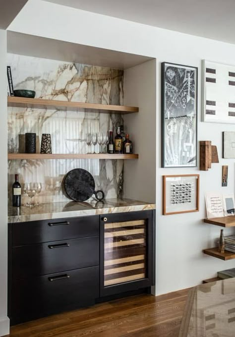 Basement Ideas Bar Layout, Bar Nook, Home Wet Bar, Home Bar Cabinet, Bar Cabinets, Home Bar Rooms, Modern Home Bar, Built In Bar, Coffee Bar Home