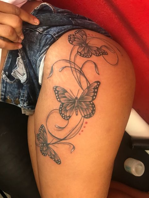 Hip Tattoo Designs, Cute Thigh Tattoos, Hip Thigh Tattoos, Cute Hand Tattoos, Pretty Hand Tattoos, Butterfly Tattoos For Women, Hip Tattoos Women, Inspiration Tattoos, Spine Tattoos For Women