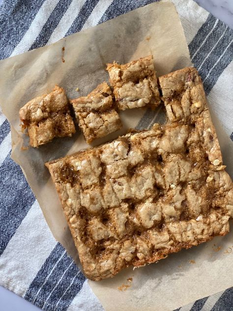 Bourbon Butterscotch Blondies Blondie Dessert, Butterscotch Blondies, Butterscotch Sauce, Blondies Recipe, Flaky Salt, Smitten Kitchen, White Flour, Just Cooking, Chopped Pecans