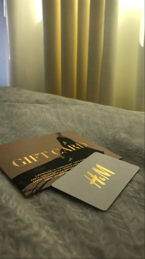 Hm Gift Card, H And M Gift Card, H M Gift Card, H&m Gift Card, Gift Cards Aesthetic, Gift Card Aesthetic, Babysitting Aesthetic, Gif Card, H&m Christmas