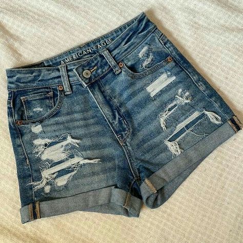 Ae Jean Shorts, American Eagle Shorts Outfit, Jean Shorts Preppy, Summer Suitcase, Goal Outfits, Cute Jean Shorts, Vsco Outfits, Jean Shorts American Eagle, Vintage High Waisted Shorts