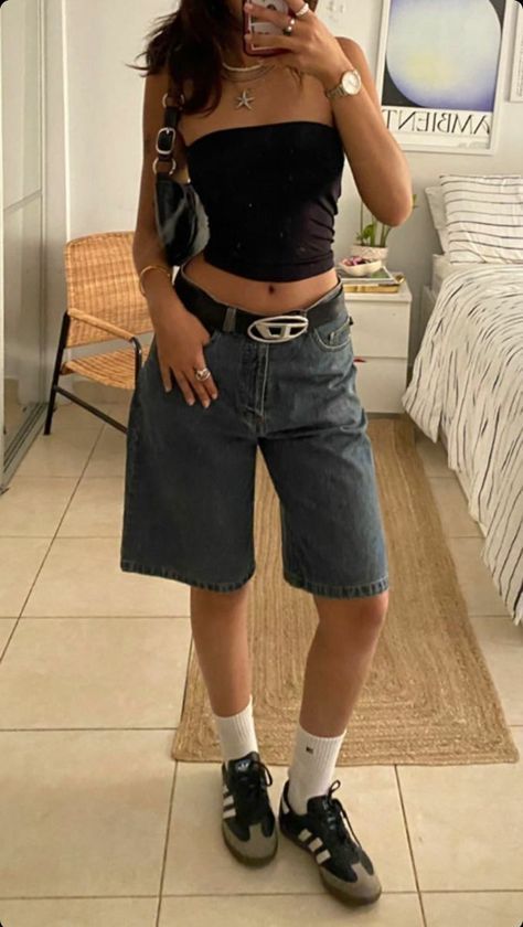 Summer Outfit Alternative, Jorts Outfit Women’s, Jorts Aesthetic, Pakaian Hipster, Streetwear Fits, Outfit Inspo Casual, Tomboy Outfits, Swaggy Outfits, Tomboy Fashion