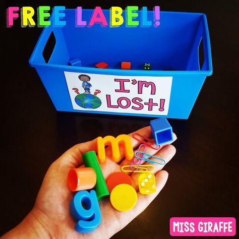 Free classroom label for an I'm Lost bin which is the perfect little lost and found box students can put odds and ends they find during clean up in so they don't end up in your teacher pockets! Kindergarten Classroom Management, Bored Teachers, Classroom Hacks, Prek Classroom, Classroom Management Strategies, Classroom Organisation, Beginning Of Year, E Mc2, Management Strategies