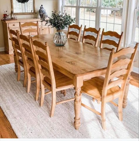 Early American Farmhouse, Cottage Dining Table, Farmhouse Dining Room Decor, Maple Dining Table, Cottage Table, Real Wood Furniture, Cottage Dining, Farmhouse Dining Rooms Decor, Farmhouse Decor Kitchen