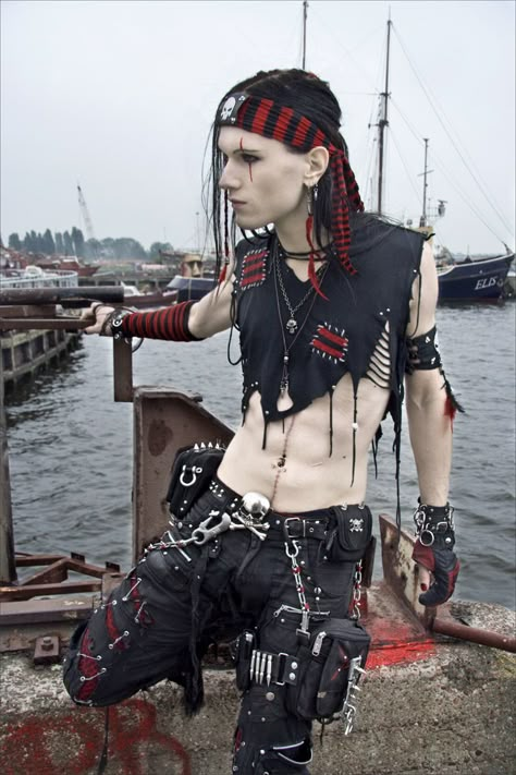 Tattered Blacks by R4za  #DIY, #dystopian, #pirate Punk Grunge Outfits, Goth Pirate, Fantasy Punk, Punk Pirate, Punk Guy, Style Long Hair, Punk Diy, Punk Fashion Diy, Goth Guys