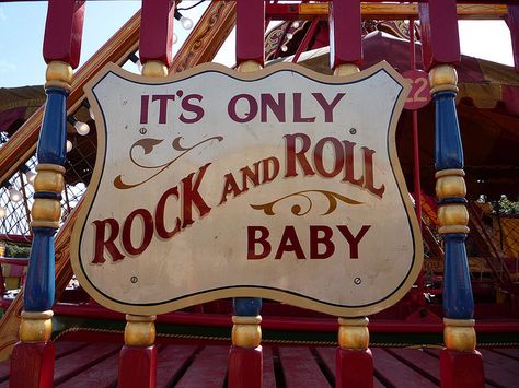 what else would it be? Rock And Roll Sign, Papa Roach, Rock Aesthetic, We Will Rock You, Rock Baby, Rock N’roll, I'm With The Band, Vintage Americana, Rory Gilmore