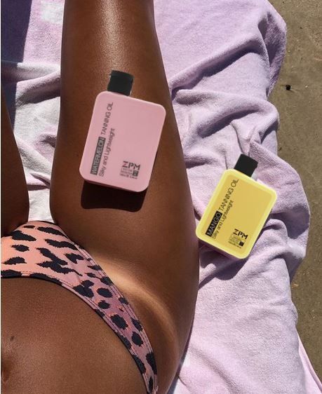 Best Tanning Oil, Tanning Goals, Tanning Oils, Best Tanning Lotion, Beach Tan, Summer Picture Poses, Best Tan, Summer Tanning, Golden Tan