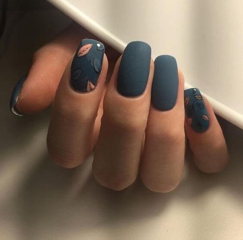 33 Glamorous Fall Nail Designs That You Cannot Resist Silver Acrylic Nails, Grey Acrylic Nails, Squoval Nails, Gray Nails, Blue Nail, Fall Nail, Unique Nails, My Nails, Short Acrylic Nails