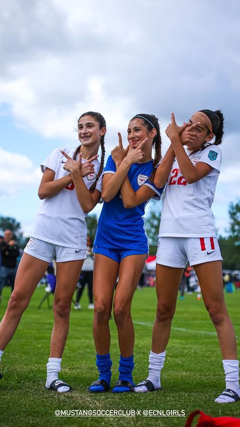 Action_shots714 (@action_shots714) • Instagram photos and videos Soccer Action Shots, Soccer Media Day, Soccer Photoshoot, Action Pictures, Media Day, Girls Soccer, Action Shots, Soccer Kits, Sports Photography