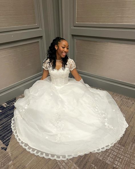 with love 🩷💚 #debutante24 #cotillion Cotillion Aesthetic, Debutante Ball Dresses, Cotillion Dresses Debutante, Black Debutante, Deb Ball, Cotillion Dresses, Debutante Dresses, Extravagant Wedding Dresses, Ball Aesthetic