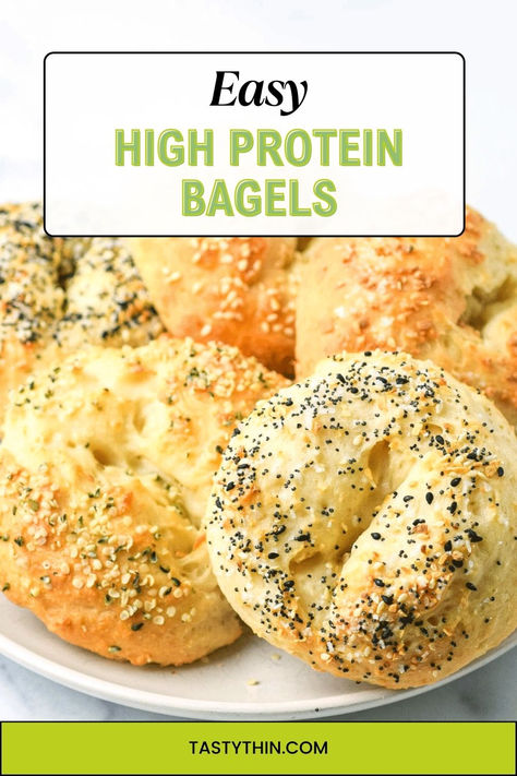 High Protein Bagels (Easy Recipe!) - with 9 grams of protein per bagel, these Homemade Protein Bagels are soft and chewy, easy to make, and a great choice for a healthy breakfast option! | tastythin.com Protein Breakfast Biscuits, Yogurt Bagel Recipe, Protein Bagel Recipe, High Protein Bagels, Healthy Bagels, Bagels Easy, Protein Bagels, Protein Mix, A Healthy Breakfast