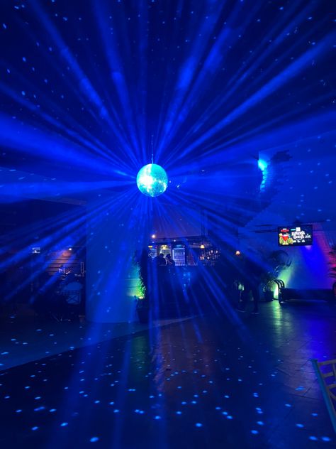 Blue Euphoria Party, Fun Blue Aesthetic, Aesthetic Party Background, Blue Disco Party Decorations, Starry Night Party Aesthetic, Disco Night Aesthetic, Club Aesthetic Background, Disco Birthday Aesthetic, Midnight Party Aesthetic