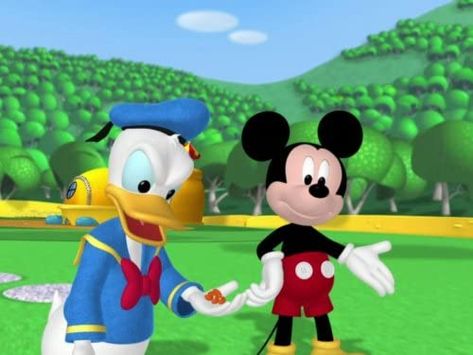 Donald and the Beanstalk (2006) Mickey Mouse Clubhouse Episodes, Pony Tale, Clarabelle Cow, Donald Jr, Disney Mickey Mouse Clubhouse, Disney Now, Disney Wiki, Pirate Adventure, Minnie Bow