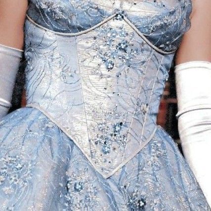 Cinderella Aesthetic Modern, Daena Targaryen, Disney Princess Aesthetic, Cinderella Aesthetic, Ashlynn Ella, Gowns Aesthetic, Gown Drawing, Ball Gowns Wedding Dress, Stephanie Garber