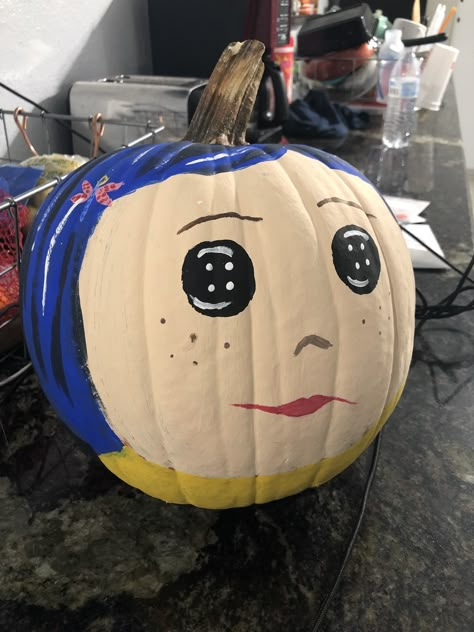 Coraline Pumpkin, Halloween Coraline, Cute Painted Pumpkin Ideas, Pumpkin Inspo, Disney Pumpkin Painting, Halloween Pumpkin Painting, Pumpkins Painting, Halloween Pumpkin Ideas, Paint Pumpkins