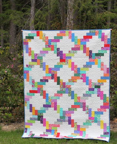 Jelly Twist Quilt Pattern, Jelly Roll Twist Quilt Pattern, Twist Quilt Pattern, Cluck Cluck Sew, Jelly Roll Quilts, Spring Quilts, Jellyroll Quilts, Tula Pink, Jelly Roll