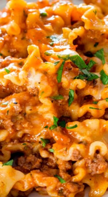 Lasagna Helper Homemade, Spaghetti Hamburger Helper, Four Cheese Lasagna Hamburger Helper, Hamburger Helper Lasagna Homemade, Homemade Hamburger Helper Recipes, Lasagna Hamburger Helper Homemade, Italian Hamburger Helper, One Pot Hamburger Meals, Hamburger Helper Homemade Easy