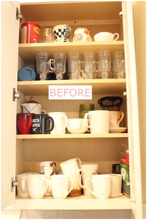 Coffee Mug Storage, Cabinet Organization Ideas, Kitchen Organization Hacks, Spice Rack Organization, Kitchen Cupboard Organization, Diy Pantry Organization, Kitchen Cabinet Organization Ideas, Coffee Organization, Small Pantry Organization