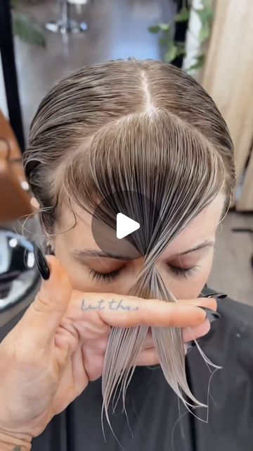 Trim Bangs, Easy Hair Cuts, 50k Views, How To Cut Bangs, Fringe Bangs, Curly Hair Updo, Curly Hair Styles Easy, Game Day Hair, Curly Hair Inspiration