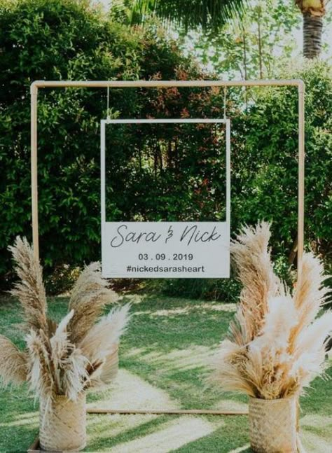 Festival Themed Wedding, Diy Wedding Arch, בר מצווה, Future Wedding Plans, Wedding Cake Designs, Wedding Mood, Diy Wedding Decorations, Wedding Deco, Wedding Arch