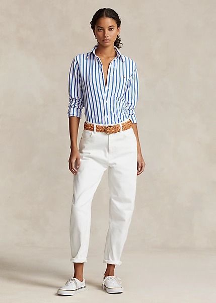 How to Channel the Ralph Lauren Aesthetic in Your Wardrobe - College Fashion Ralph Lauren Street Style, Ralph Lauren Lookbook, Ralph Lauren Outfits Women, Ralph Lauren Style Women, Polo Ralph Lauren Women Outfits, Boat Shoes Outfit, Polo Shirt Outfit Women's, Ralph Lauren Clothes, Polo Ralph Lauren Outfits