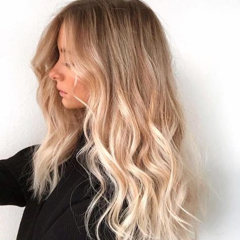 Rambut Brunette, Hairstyles Ponytail, Golden Blonde Hair, Hair Color Caramel, Balayage Blonde, How To Lighten Hair, Caramel Hair, Honey Blonde Hair, Hairstyles Wedding