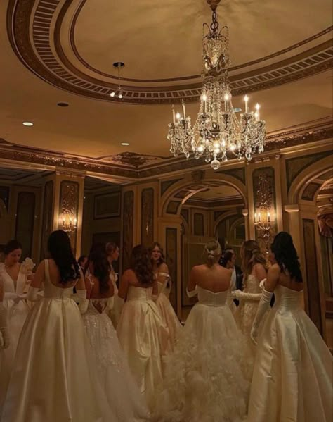 Ballroom Aesthetic, Deb Ball, Royal Core, Ball Aesthetic, Debutante Ball, Deb Dresses, Royal Aesthetic, Super Rich Kids, Princess Core