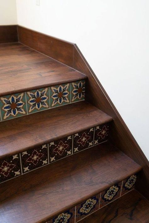 Wooden Stairs, Hacienda Style, Tiles Design, Dream House Interior, Dream House Decor, Dream Home Design, House Rooms, House Inspo, House Inspiration