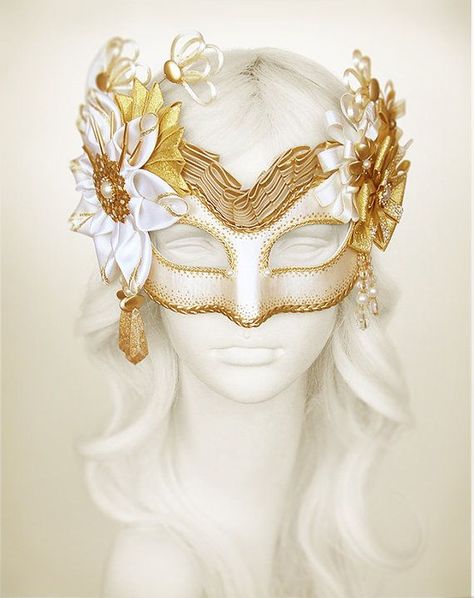 Masquerade Mask Designs | 17 Best ideas about Venetian Masks on Pinterest | Venice mask, Feather ... Mascara Design Ideas, Wedding Masquerade, Silver Masquerade Mask, Gold Masquerade Mask, Gold Halloween, Masquerade Ball Mask, Masquerade Wedding, Fabric Rosette, Venice Mask