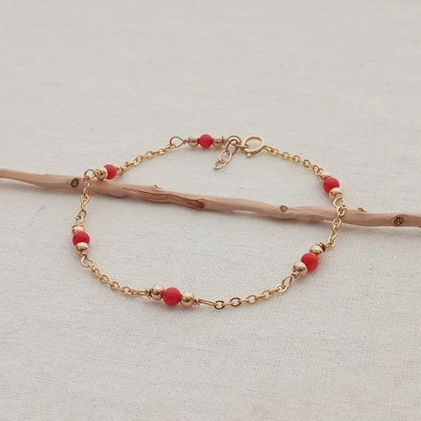 SealiahJewelry - Etsy Israel Protection From Evil Eye, Red Coral Stone, Protection From Evil, Black Beaded Jewelry, Coral Bracelet, Coral And Gold, Coral Stone, Natural Coral, Chain Gold