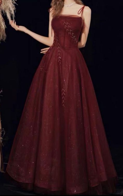 Medieval Themed Prom Dresses, Prom Dress Burgandy, Ball Gowns Burgundy, Fall Fancy Dresses, Cranberry Red Prom Dress, Deep Winter Prom Dress, Mahogany Prom Dress, Red Ballgown Aesthetic Princess, Dark Red Puffy Dress