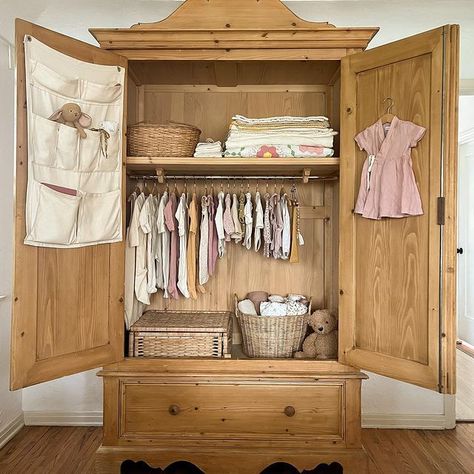 Photo shared by Ale on May 02, 2023 tagging @thesimplefolkco, @sollybaby, @hazelvillage, @_willaby_, @jamiekay, @finandvince, @hopeandplum, and @milkandhoneyclothier. May be an image of armoire, cabinet, coat rack, rack, clothes hanger and text. #Regram via @Crv08LkJIjd Vintage Inspired Nursery, Nursery Decor Ideas, Armoire Cabinet, Baby Nursery Inspiration, Solly Baby, Old Home Remodel, Rack Clothes, Cool Kids Rooms, Vintage Baby Clothes