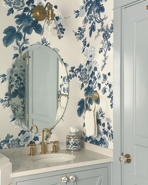 Ralph Lauren Bathroom, Half Bathroom Wallpaper Ideas, Master Bath Wallpaper, Half Bathroom Wallpaper, Charleston Houses, Bathroom Mirror Design, Bathroom Mirror With Shelf, Blue And White Wallpaper, Blue Floral Wallpaper