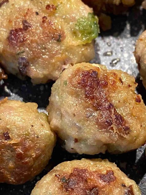 Recipes With Ground Veal, Ground Veal Meatballs, Ground Veal Recipes, Veal Meatballs Recipe, Meatballs With Sauce, Seafood Main Course, Ground Veal, Veal Meatballs, Italian Stew