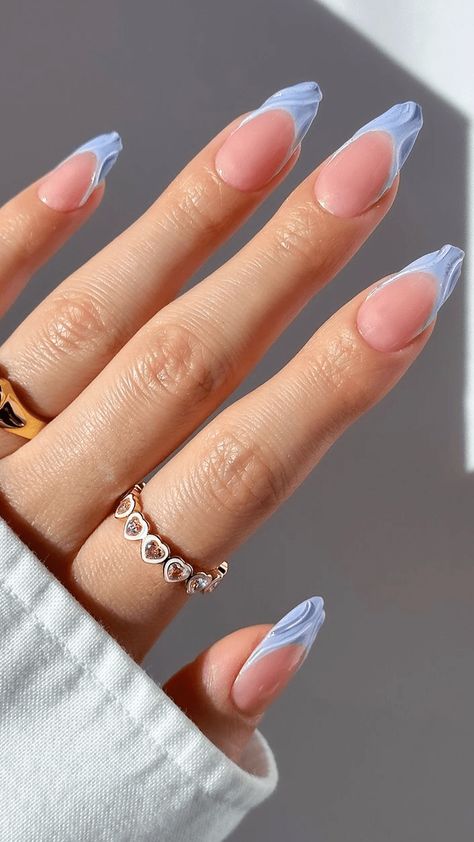 20 French Manicure Ideas for August That Reinvent the Classic Nail Design Beach Nail Art Designs, Classic Nail Designs, Bow Nail Designs, 3d Nail Art Designs, August Nails, Classic Nails, Blue Nail Designs, Fall Nail Designs, Chic Nails