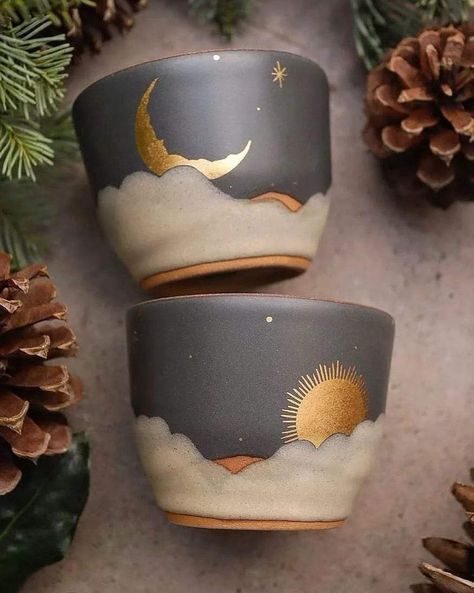 Moon Pottery Ideas, Soup Bowls Ceramic Handmade Pottery, Tea Mug Ceramic, Pottery Inspired By Nature, Trendy Pottery Painting Ideas, Celestial Mug, Ceramic Cups Ideas, Patterns For Pottery, Clay Mug Ideas Design