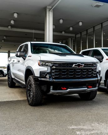 Cheyenne 2022, Chevy Trail Boss, Chevy Silverado Ss, Chevrolet Trucks Silverado, New Chevy Truck, Chevy Silverado Z71, New Chevy Silverado, Chevy Trucks Silverado, Chevy 1500