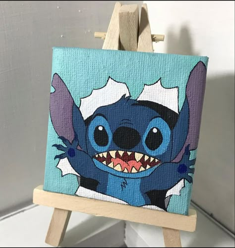 Stitch Canvas Painting Ideas, Disney Cartoon Paintings, Bluey Canvas Painting, Bluey Painting Ideas On Canvas, Painting Ideas On Canvas Stitch, Disney Canvas Art Ideas, Simple Disney Paintings, Lilo And Stitch Painting, Stitch Paintings