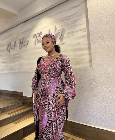 Hausa Ankara Styles Woman Dresses, Shadda Styles For Hausa Women, Ankara Hausa Styles, Ankra Fashions For Ladies 2024, Arewa Hausa Ankara Gown Style, Kampala Style For Ladies, Arewa Hausa Ankara Skirt And Blouse, Atampa Styles Gown, Hausa Styles For Women