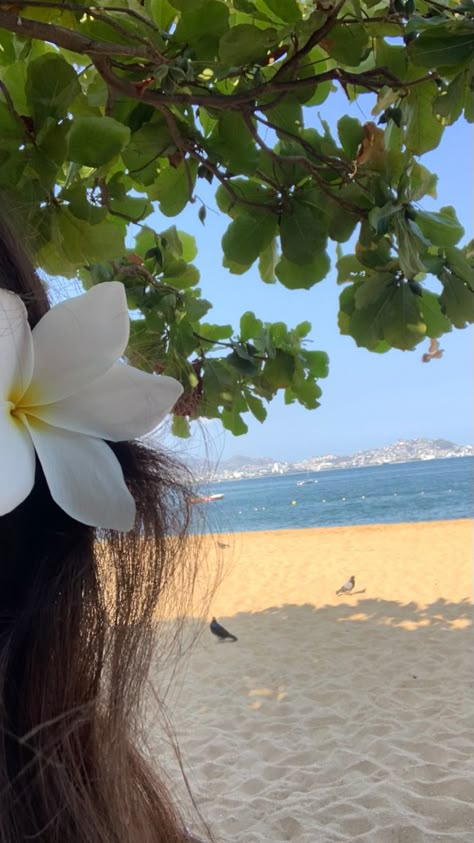 Beach Pfp Girl, Selfie On Beach, Instagram Pics No Face, No Face Summer Photos, Summer No Face Photos, No Face Vacation Pics, No Face Beach Pics, Faceless Beach Pics Aesthetic, Beach Inspo Pics Photo Ideas No Face